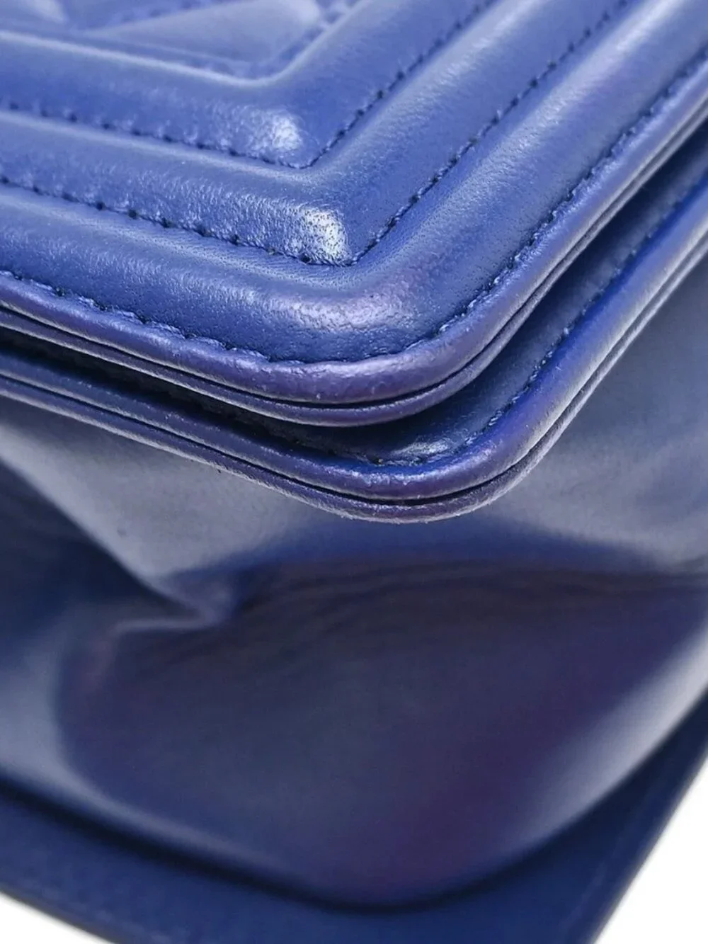 Best07 Boy Chanel Blue Lambskin Medium Shoulder Bag RQ03676